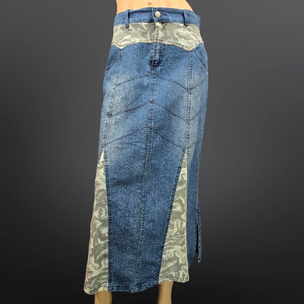 Vintage 90s Grunge Denim Camouflage Maxi Skirt size M Blue Green Festival